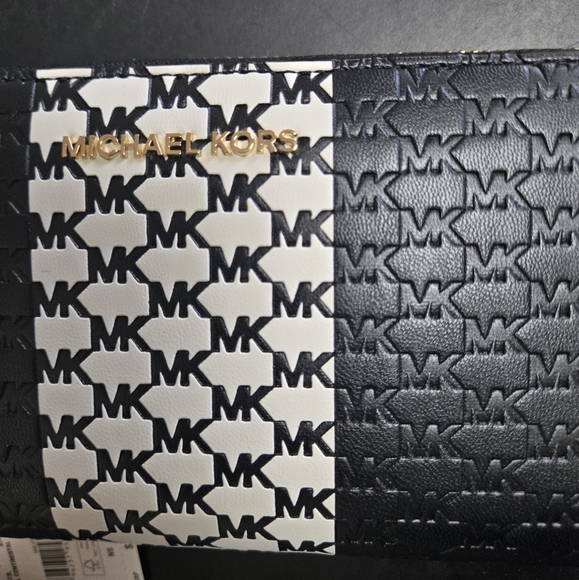 NWT Michael Kors womens jet set Continental black full zip wallet - Picture 8 of 10